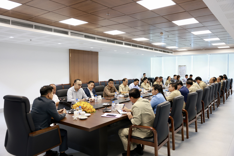 Dr. Keo Piseth Chairs Meeting to Enhance Efficiency and Professional ...
